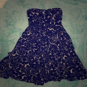 Strapless dress